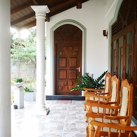 Janu Homestay Tangalle Exterior foto