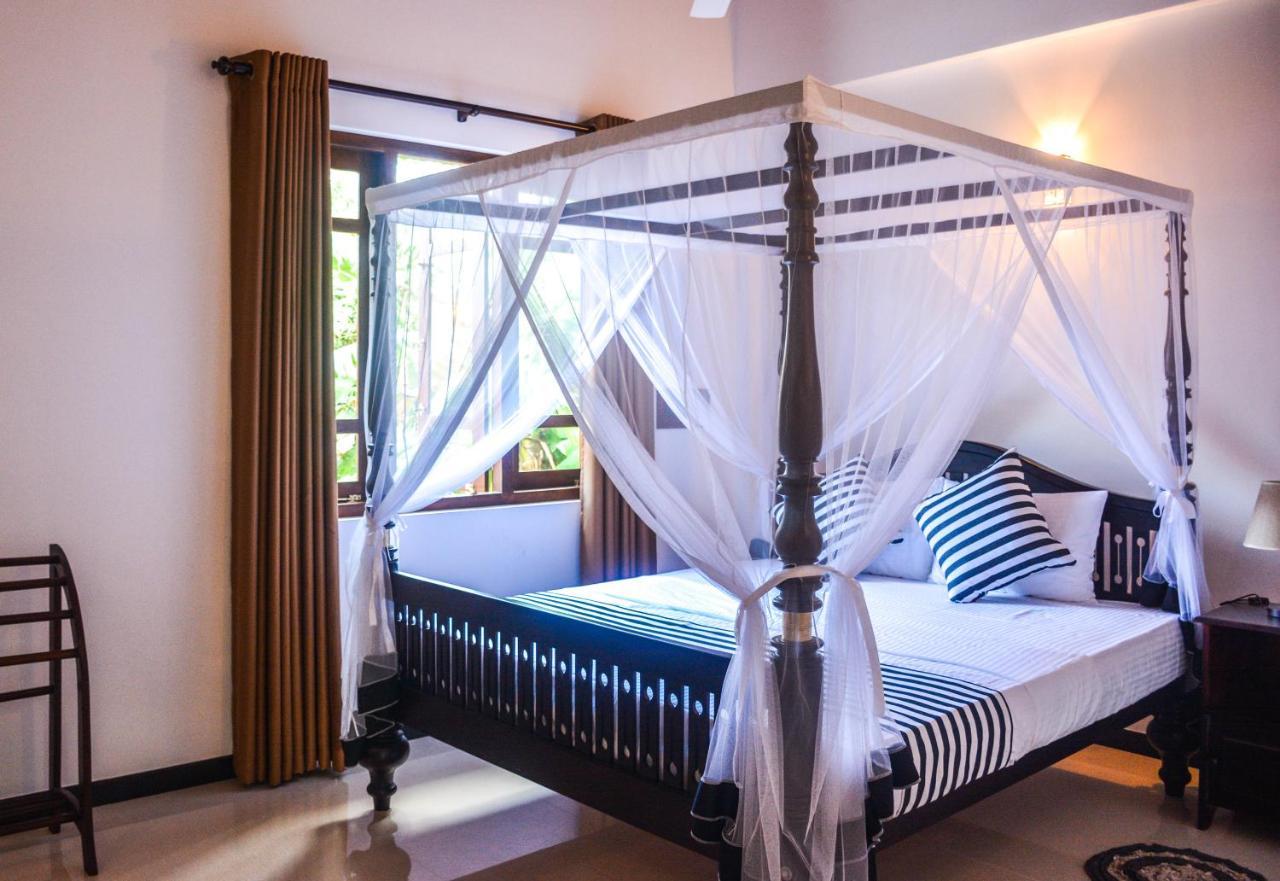 Janu Homestay Tangalle Exterior foto
