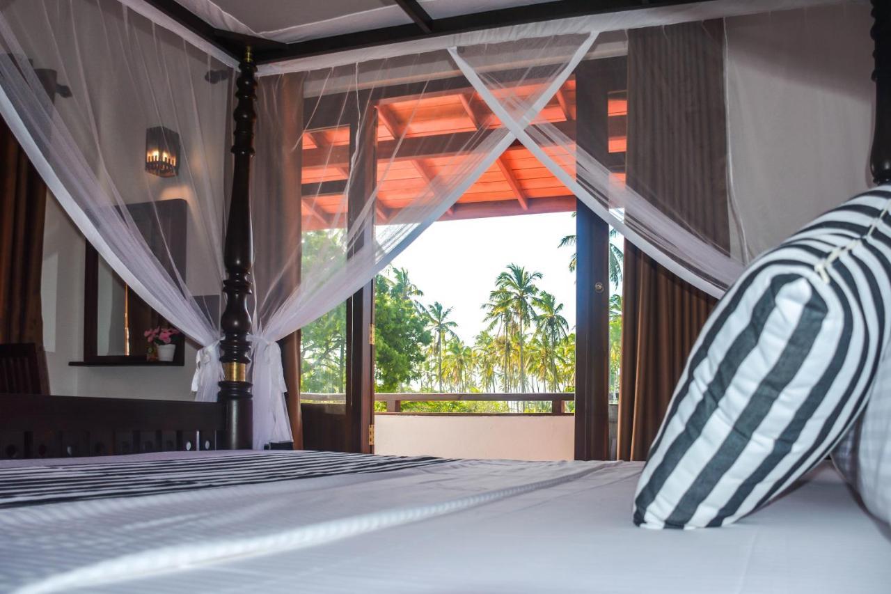 Janu Homestay Tangalle Exterior foto