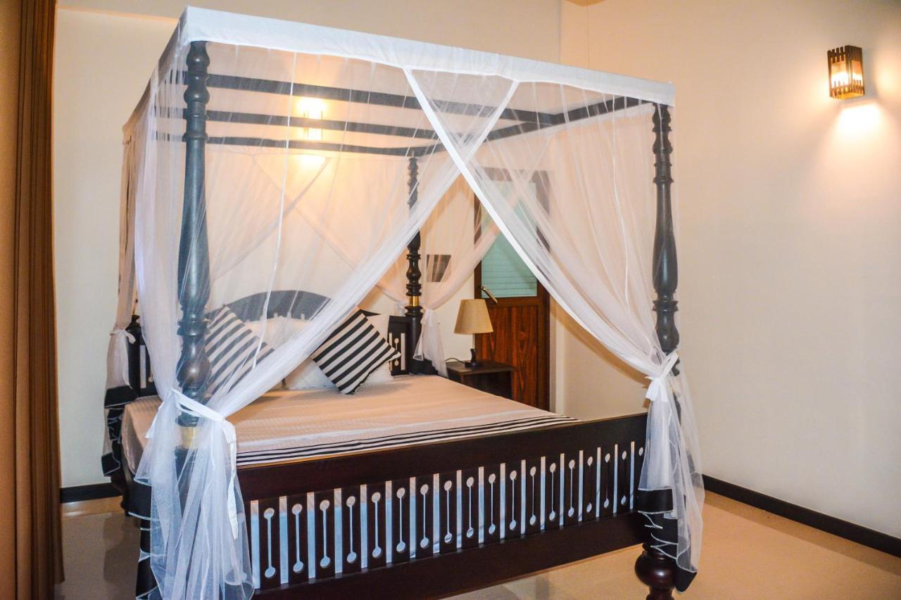 Janu Homestay Tangalle Exterior foto